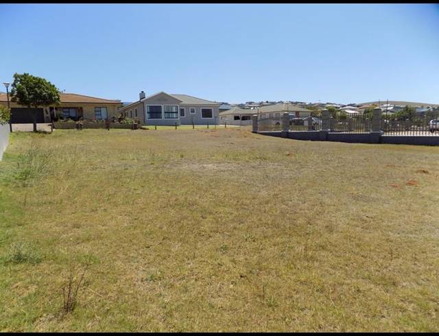 LAND FOR SALE IN MONTE CHRISTO